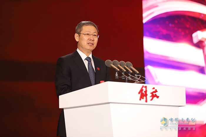 一汽集团总经理助理,一汽解放汽车有限公司党委书记、董事长胡汉杰