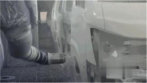 飞碟汽车  载货车