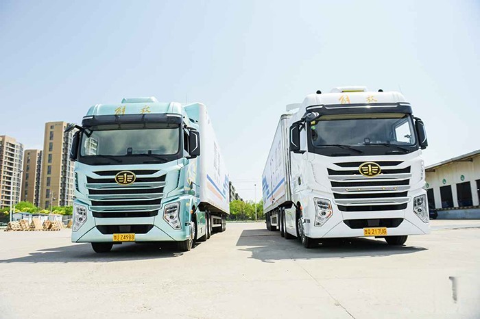 中国公路主干线物流运营实测项目启动 解放鹰途发车!