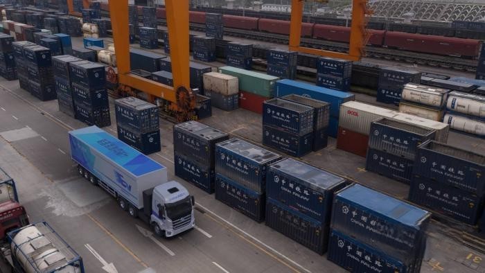持续领跑!上汽红岩换电重卡荣获2022年12月销量冠军