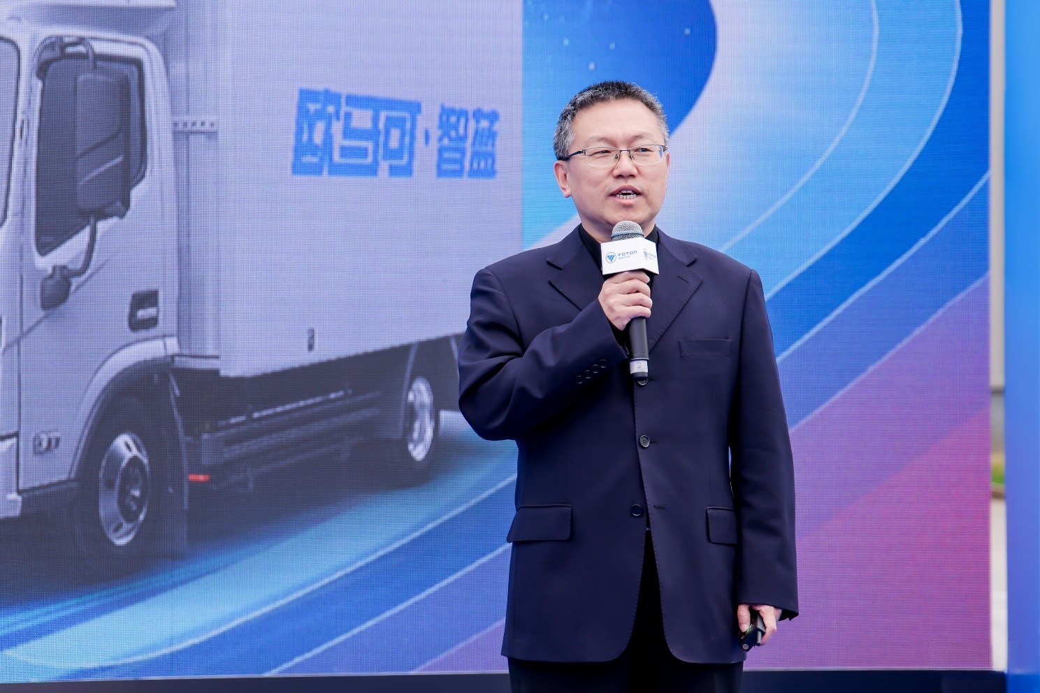 新能源轻卡战火“燃”到混动领域!欧马可为何能快人一步?