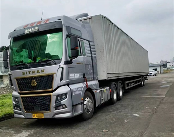 安徽鹿老板:三辆运输利器皆是中国重汽 汕德卡C9H又成最佳拍档