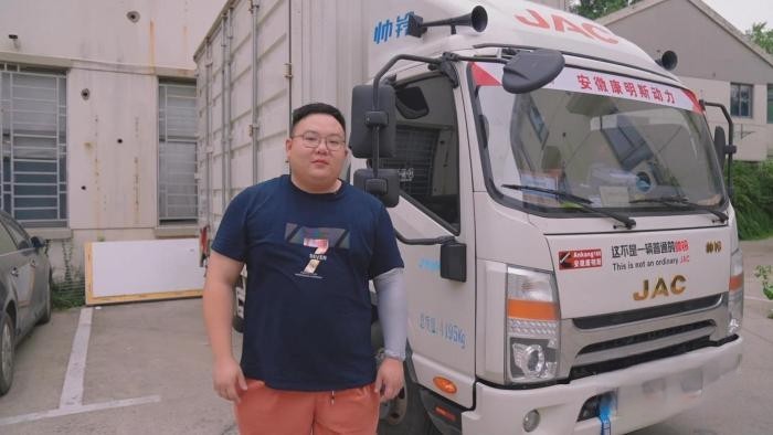 科班出身跑专线,他用江淮1卡帅铃把生意做得风生水起