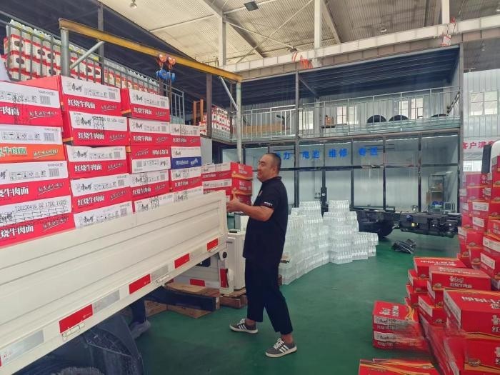 送物资进灾区,福田奥铃全面开启救援行动