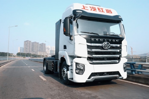 “极致能量回收”是上汽红岩将新能源技术与智能化技术充分融合的典型案例之一,采用线性多档位超级能量回收,以最高70%的回收率领先行业。