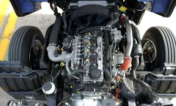 福田瑞沃工程车，X-Truck金刚S1，新蓝牌，国六